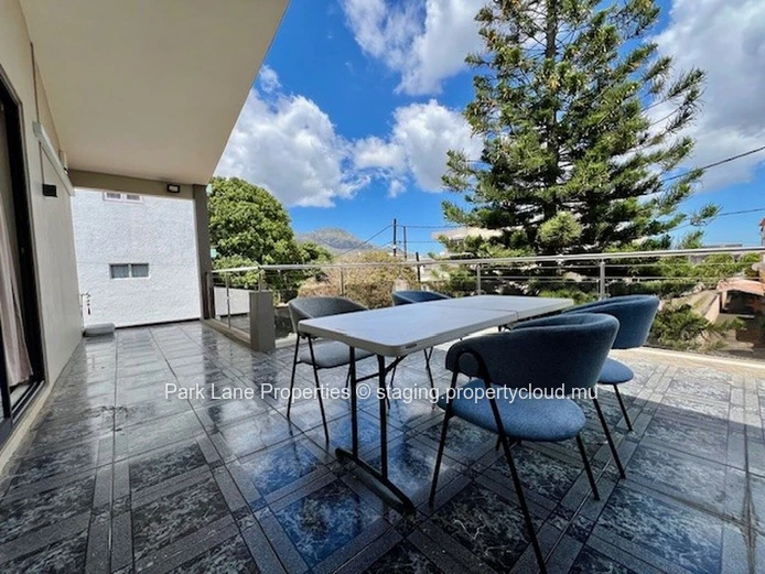 Belle Rose: Two Modern Homes on an Ideal Plot, Combining Comfort and Security