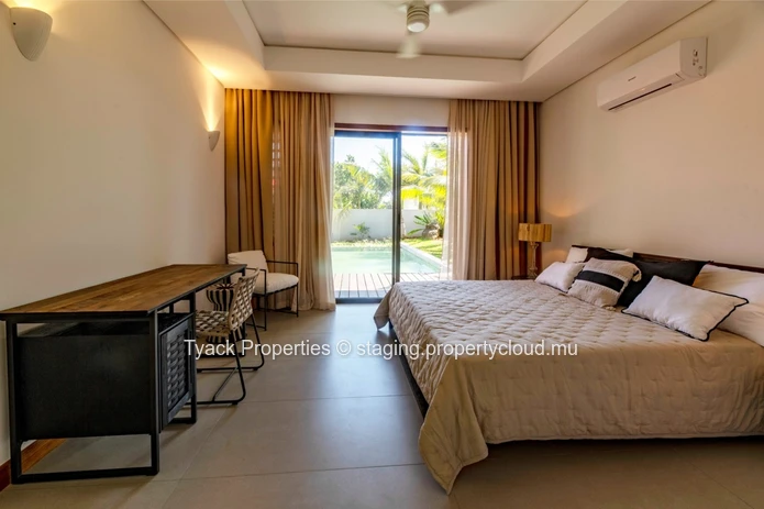 Elegant 3-Bedroom Villa with Private Garden Near Grand Baie