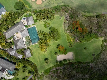 6 Bedroom House
