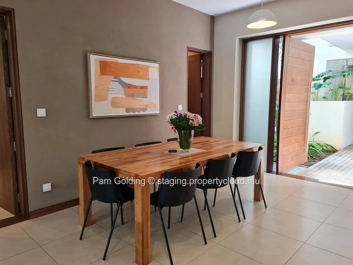 Stylish 3-Bedroom Ground-Floor Apartment for Sale in Pointe aux Canonniers - Le Savoy Complex (Sole Mandate)