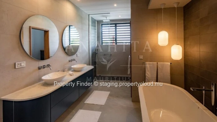 Luxury 5-Bedroom Villa on the East Coast of Mauritius