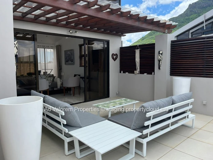 Penthouse à vendre a Rivière Noire!
