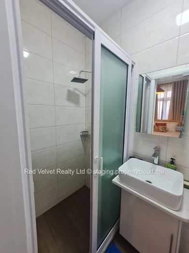 Luxurious Apartment for Rent in Pereybere