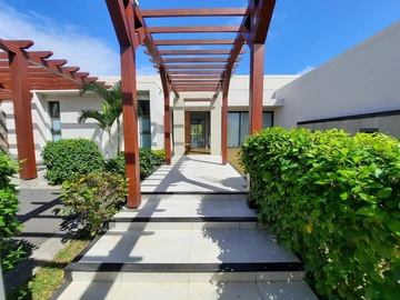 4 Bedroom Villa