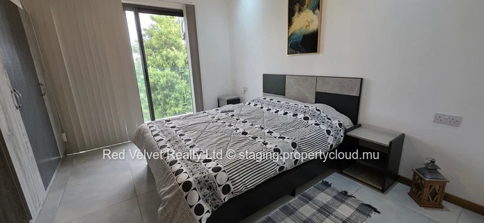 Maison de ville de luxe meublée avec 3 chambres, terrasse sur le toit et jacuzzi – Flic en Flac | Rs 15M