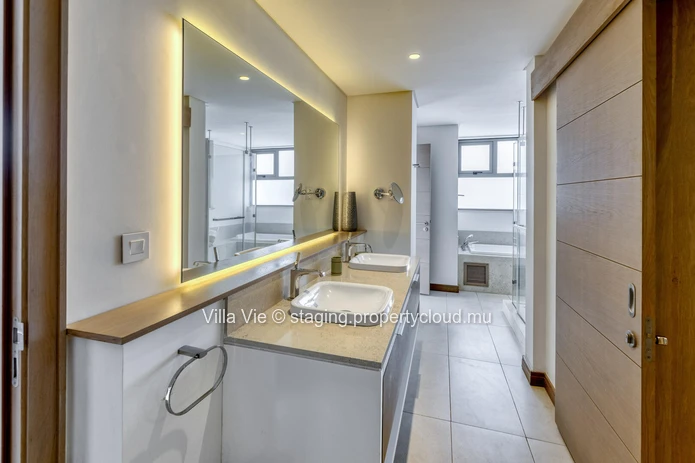 Mont Choisy - Penthouse de 3 chambres avec vue sur golf