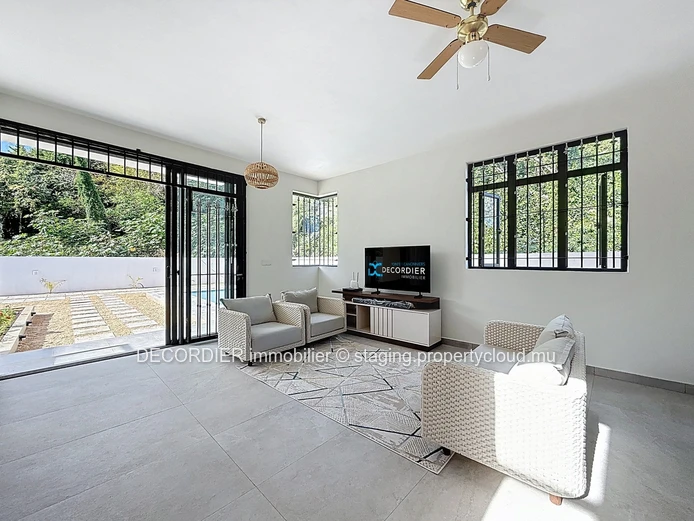 Modern villa with pool in a peaceful setting – Off-Plan sale
