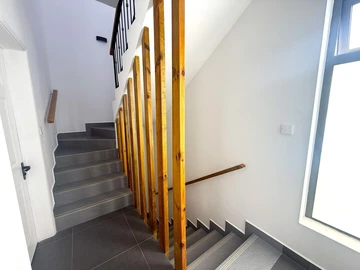 4 Bedroom Townhouse, Duplex