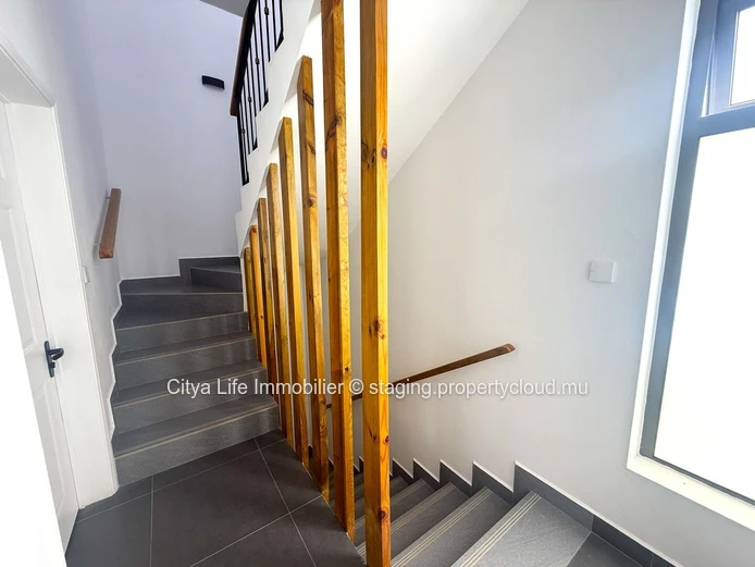 Stunning Furnished Duplex with Private Pool for Rent – Sea Views