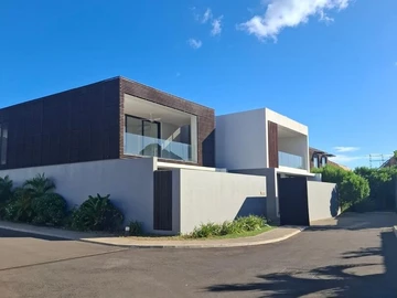 3 Bedroom Townhouse, Duplex