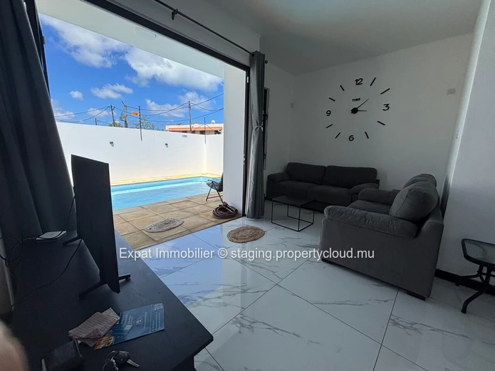 2-Bedroom Detached Villa for Rent – Pereybere, Peaceful Residential Setting