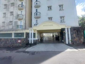 4 Bedroom Apartment