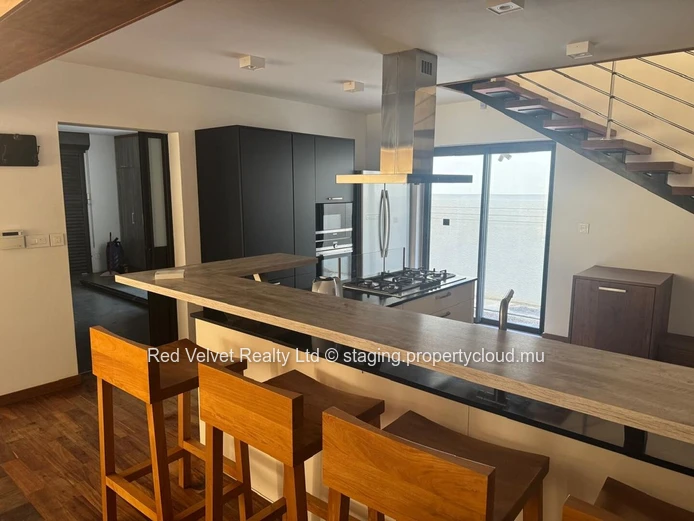 Elegant 3-Bedroom Villa for Rent in Flic en Flac