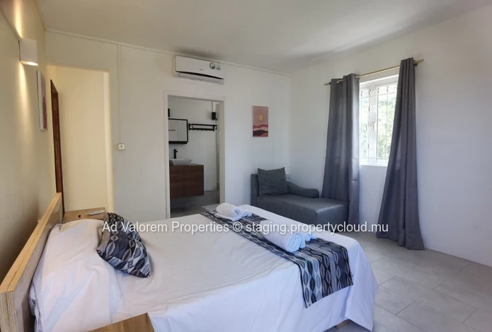 Apartment for rent in Tamarin.