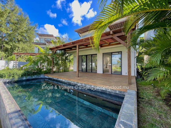 Exclusive 4-Bedroom Waterfront Residence