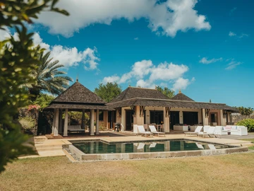 4 Bedroom Villa