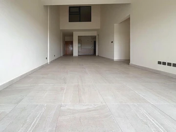 4 Bedroom Apartment