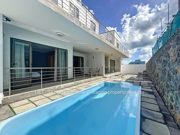 Rental opportunity: Two lots available immediately