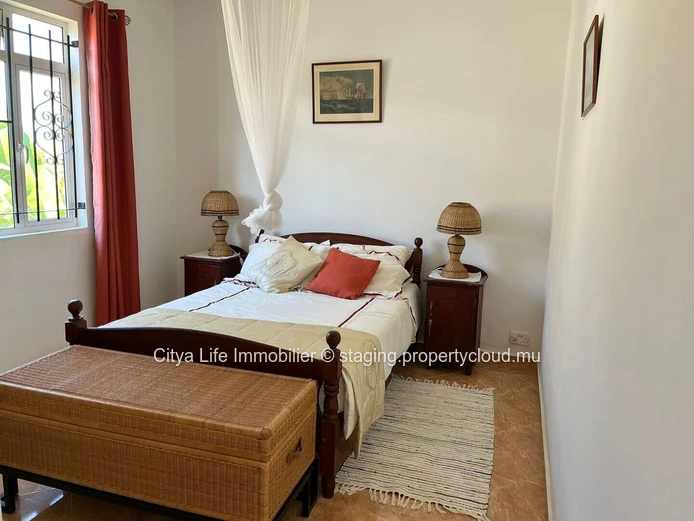 Stunning House in a Peaceful and Sought-After Gated Community