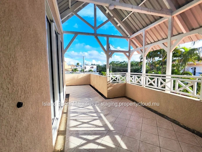 Charmante maison de 4 chambres en location à Trou aux biches