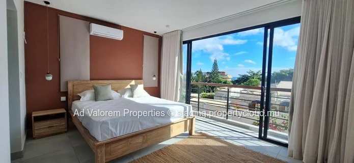 Apartment for sale in Tamarin.