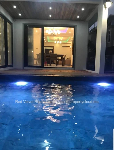 Villa for Rent in Péreybère, North
