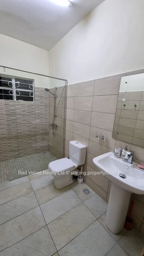 4-Bedroom House for Rent in Quatre Bornes | Utilities Included