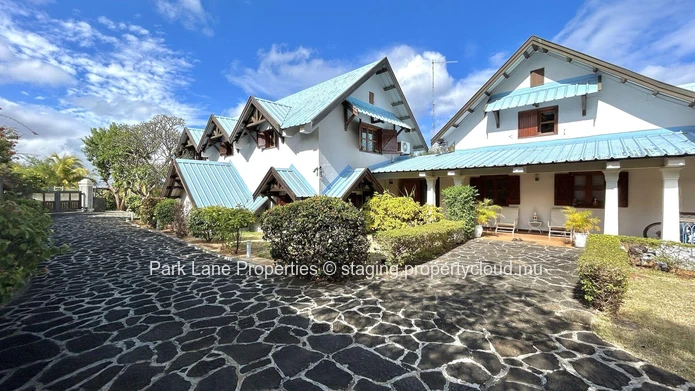 Elegant Colonial Home in Prestigious Gated Complex