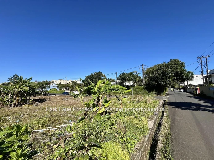 Un joyau caché à Curepipe – Terrain spacieux dans la prestigieuse rue Lees