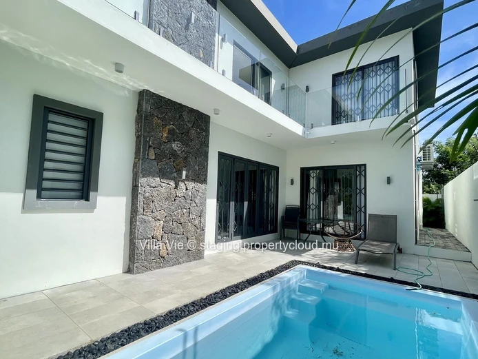 Péreybère - Modern 4-bedroom villa with private pool 