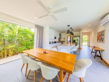 4 Bedroom Villa
