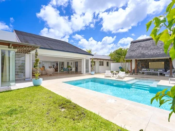 4 Bedroom Villa