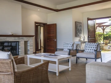 4 Bedroom Villa