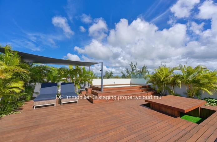 Penthouse for Sale in Péreybère with Private Pool and 2 Bedrooms