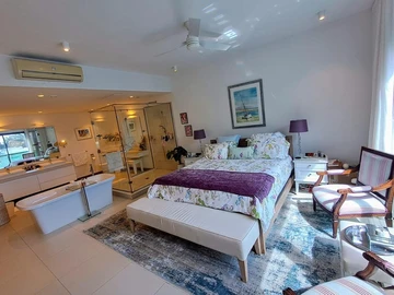 3 Bedroom Commercial Property