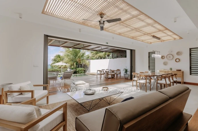 Cap Malheureux - Superbe villa contemporaine de 3 chambres pieds dans l'eau