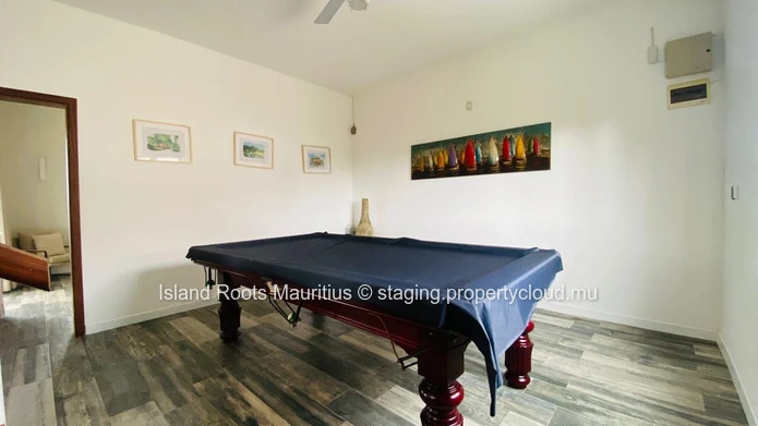 Luxury villa for rent on Calodyne!
