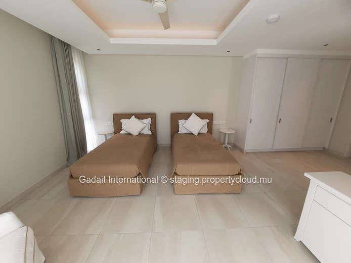 Superb villa for Rent - 4 bedrooms with Golf View | Anahita Beau Champ