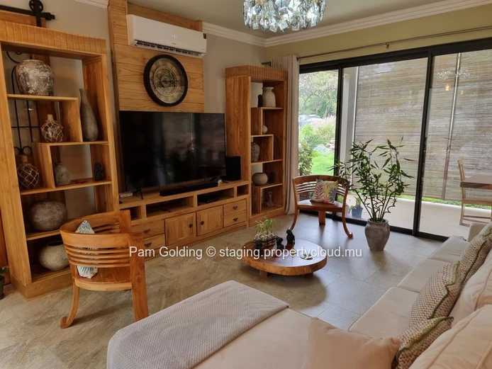Modern thinking house for sale!