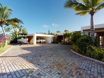4 Bedroom Villa