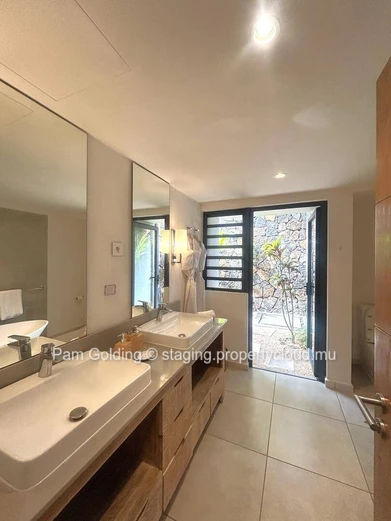 Elegant 3-Bedroom Garden Villa in Mauritius – Private Pool, Resort Services & Beach Proximity