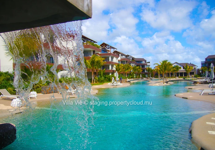 Mont Choisy- Appartement 1 ou 2 chambres avec vue sur le jardin