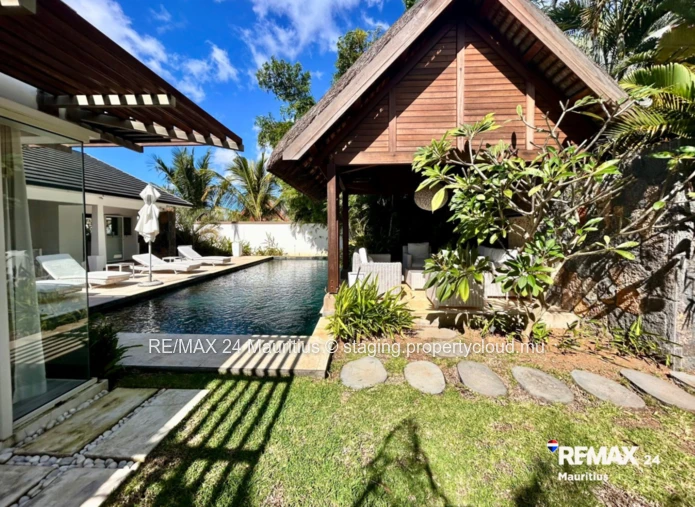Elegant Villa for Sale – Clos du Littoral, Grand Baie