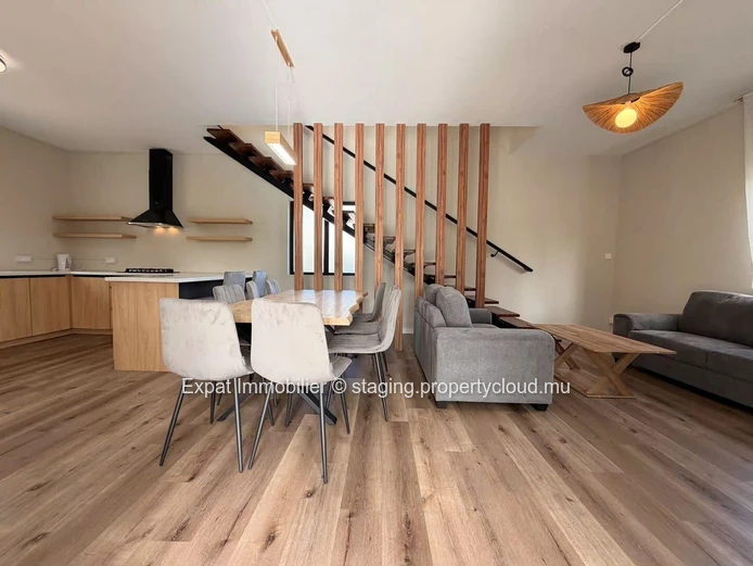 Villa neuve 3 chambres avec piscine privative à louer – Calodyne