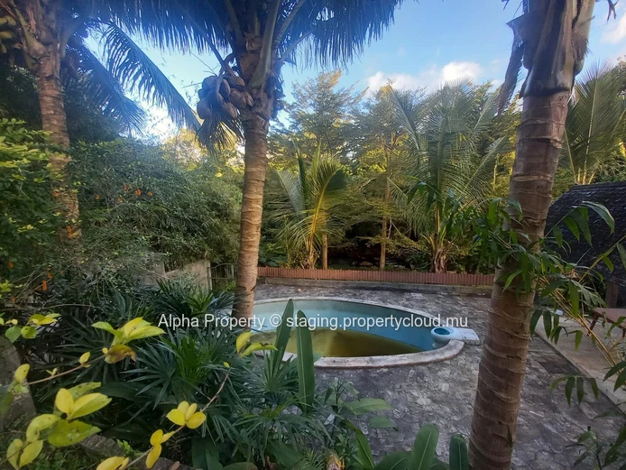 House of 350 m2 with River & Mountain Views for sale at Rs 30M