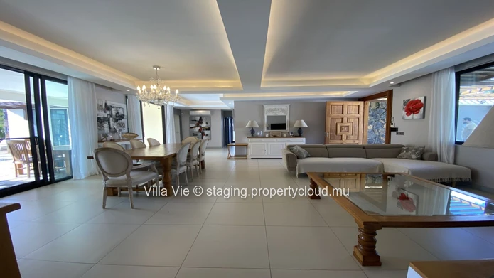 Cap Malheureux - Villa spacieuse de 4 chambres avec piscine et grand jardin