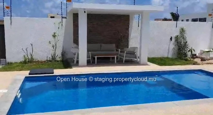 Mauritian Villa for sale, Grand Baie, 120m² living area, 380m² land, 3 bedrooms, private pool, parking, garden, Rs.