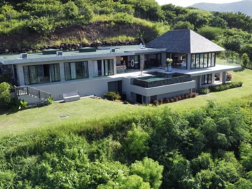 5 Bedroom Villa