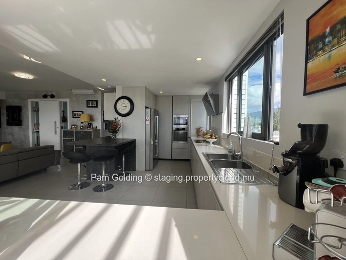 3 Bedroom Penthouse in La Preneuse, Tamarin