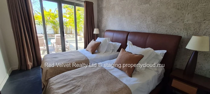 Luxurious Villa in Pointe aux Cannoniers, Mauritius 